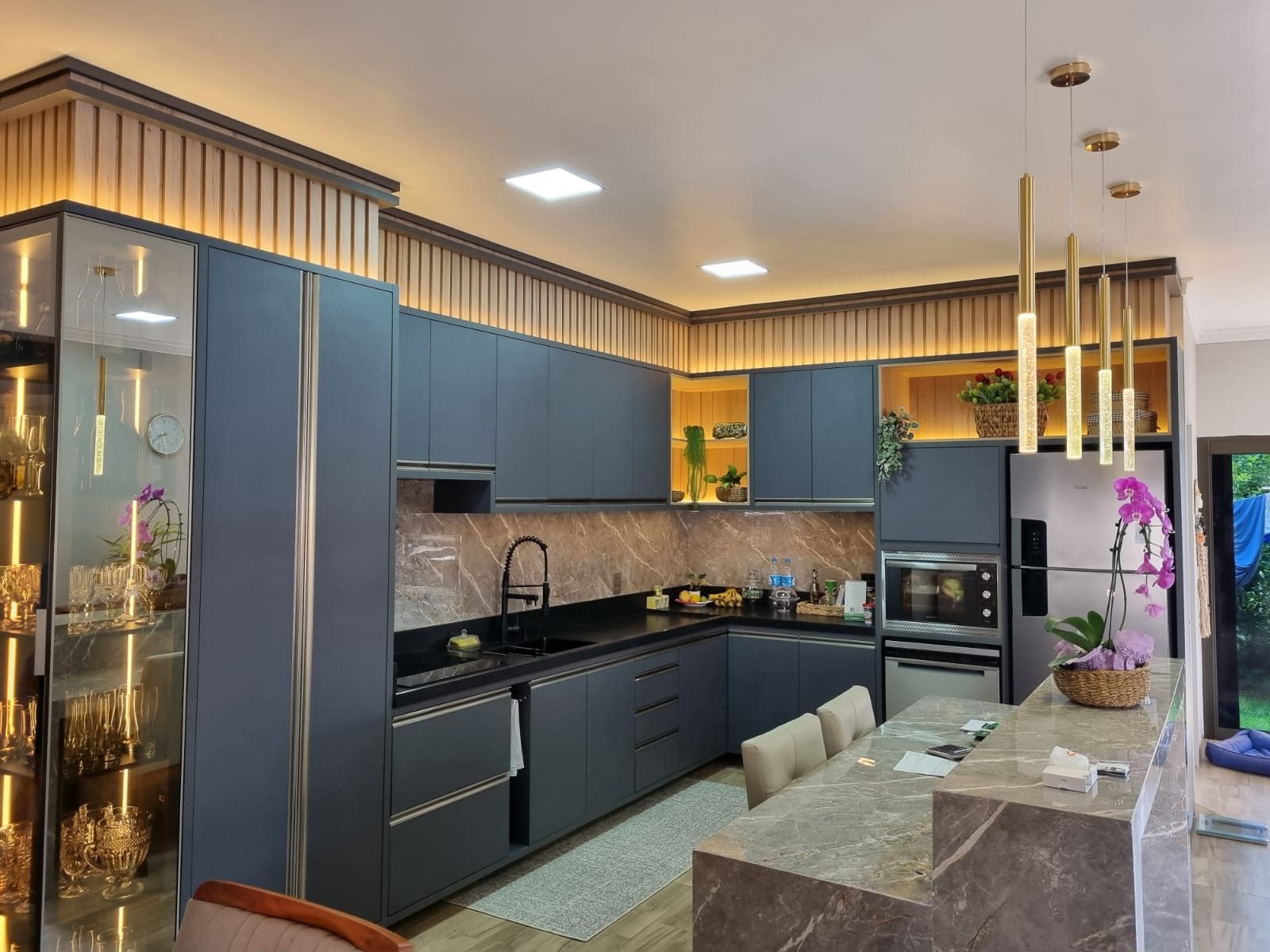 Cozinha completa sob medida — projeto BM Móveis